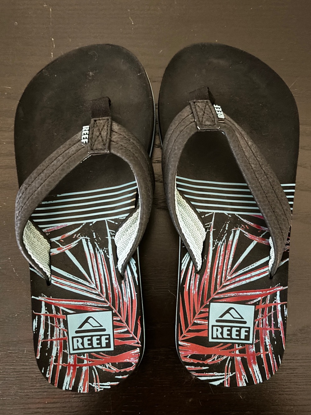 REEF Kids Ahi Flip Flop Sandals - Black Tropical Palm Print - Size 13/1